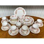 Colclough Bone China Tea Service, 'Wayside', six dinner plates, 6 side plates, 6 salad plates, 6