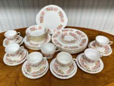 Colclough Bone China Tea Service, 'Wayside', six dinner plates, 6 side plates, 6 salad plates, 6