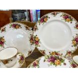 Royal Albert 'Old Country Roses' Tea/Dinner Service, comprising large teapot, large coffee pot,