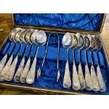 Quantity of Silver Plated Ware, comprising a boxed set of 12 teaspoons and a pair of sugar nips,