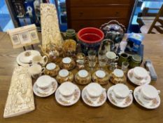 Quantity of Miscellaneous Collectibles, comprising assorted Wedgwood Guinness anniversary plate,
