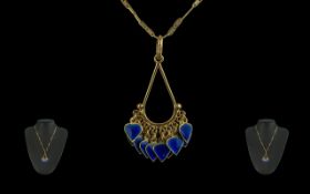 A Superb Ladies 18ct Gold Designed Penda