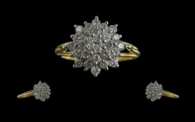 Ladies 18ct Gold Attractive Diamond Set Cluster Ring, Flower head Setting. Full Hallmark for