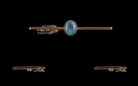 Antique Period Attractive 9ct Gold Opal Set Stick Brooch, Marked 9ct.