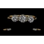 Ladies - Attractive 1930's 18ct Gold 3 Stone Diamond Set Ring.