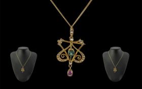 Victorian Period - Attractive and Exquisite 9ct Gold Open Worked Pendant / Brooch,
