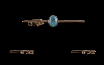 Antique Period Attractive 9ct Gold Opal Set Stick Brooch, Marked 9ct.