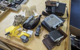 Box of Collectibles, including a pair of horse book ends, an old boxed camera, two Amica 8F cameras,