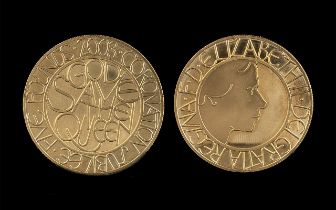 Queen Elizabeth II Coronation Jubilee 22ct Gold 5 Pound Coin, date 2003, weight 40g, mint