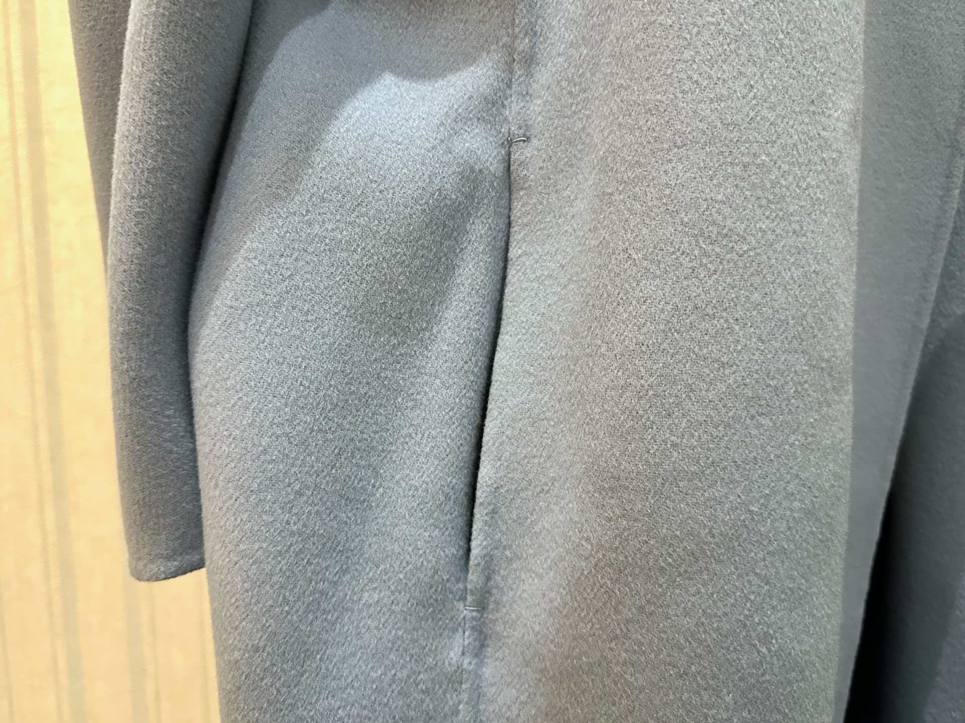 Max Mara Ladies Wrap Coat, pale blue, tie belt, pure new wool, Size 2 (small). In original box. - Image 5 of 5