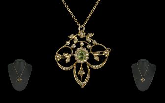 Antique Period - Excellent 15ct Gold Peridot and Seed Pearl Set Pendant / Brooch with Attached