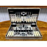 Trent Vintage Cabinet Canteen of Cutlery, setting for six, in fitted case.