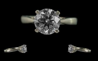 18ct White Gold Excellent Quality Single Stone Diamond Set Ring.