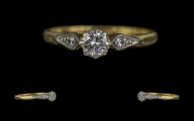 18ct Gold and Platinum Diamond Set Ring - Marked 18ct Golg and Platinum to Interior of Shank. The