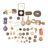 Buttons, badges, tokens and other small collectibles