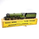 Bassett-Lowke O gauge model railway clock-work locomotive with tender, 'Flying Scotsman' boxed