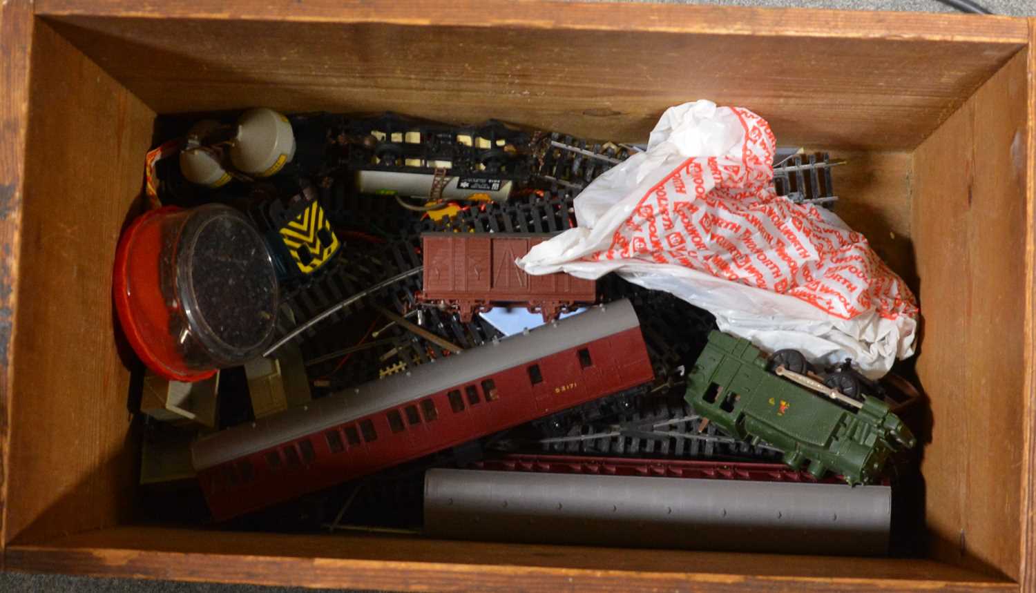 Tri-ang OO gauge model railways, including R258NS 'Princess Elizabeth' locomotive etc - Image 2 of 2