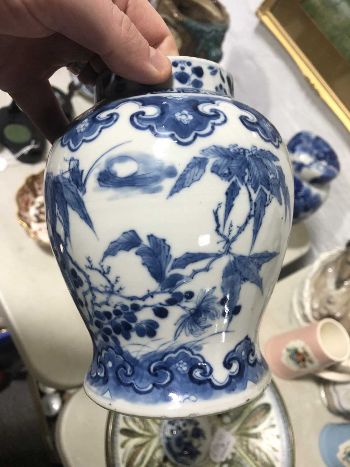 Chinese porcelain blue and white ginger jar and cover, and another covered jar - Image 13 of 15