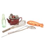 Small collection of kitchenalia,