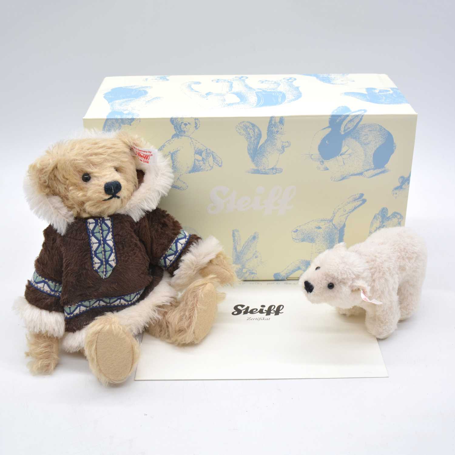 Steiff Germany teddy bears, 036019 'Eskimo mit Eisbar', boxed with certificate