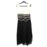 Couture 1920s black and white silk V-neck sleeveless ‘flapper’ dress