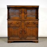 Early 20th Century oak court cupboard,