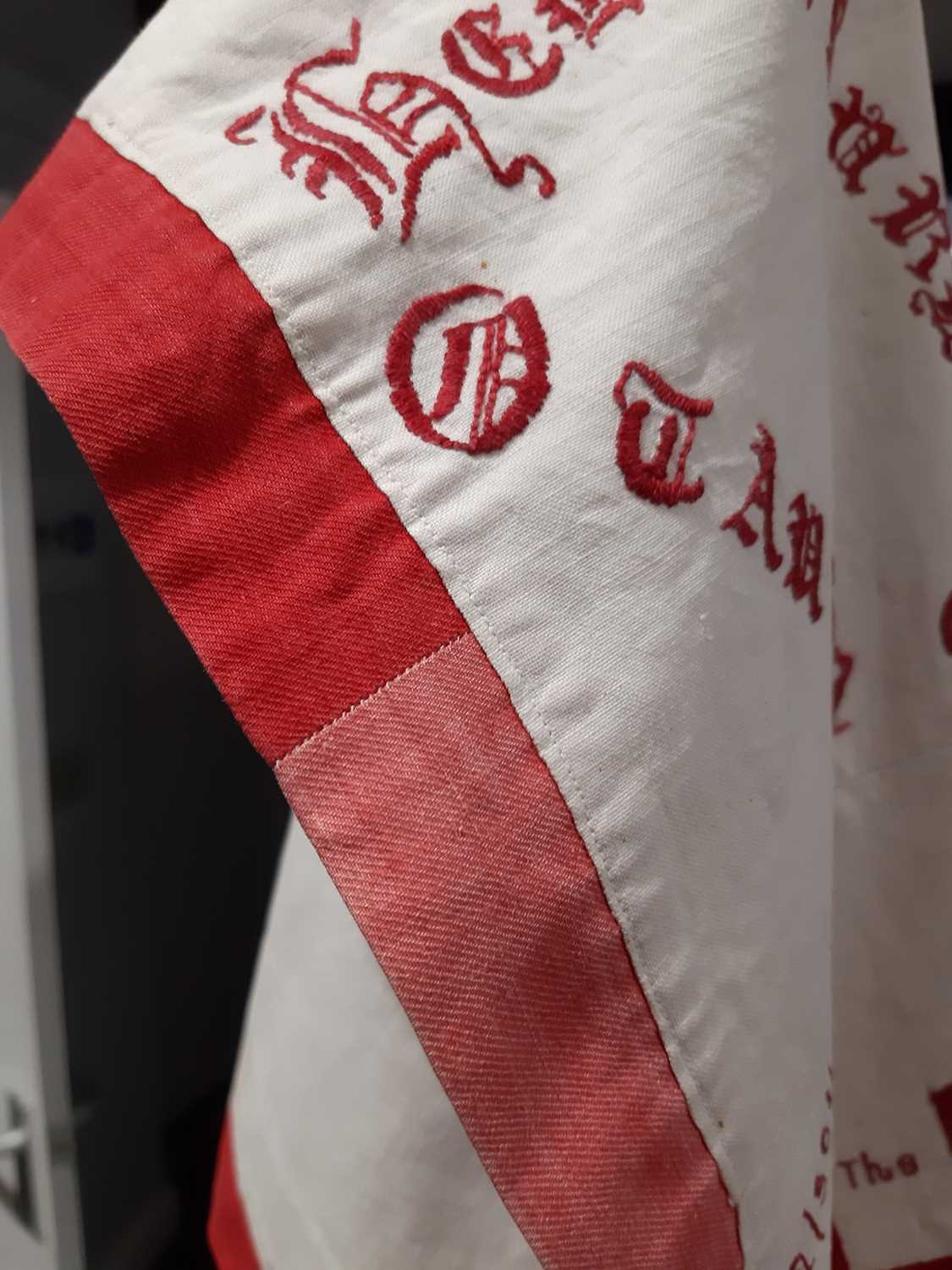 A WW1 Otautau Quilt made by members of the Red Cross in Otautau, New Zealand. - Image 11 of 11