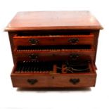 Canteen of electroplated cutlery, mahogany case.