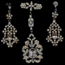 Eighteen pairs of vintage costume jewellery earrings.