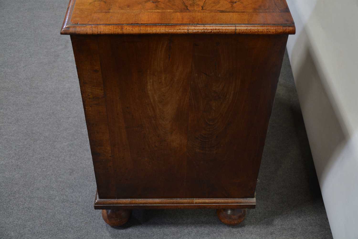 Early 18th century walnut chest of drawers, - Image 6 of 13