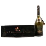 1979 Veuve Clicquot Ponsardin vintage champagne, "La Grande Dame", in presentation carton