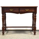 Edwardian 'red' mahogany washstand,