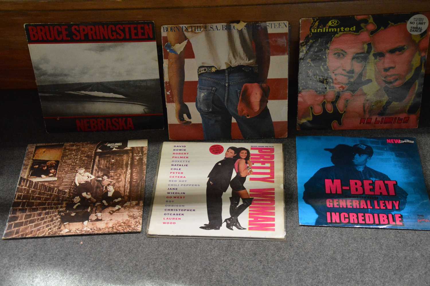 A box of records and 78's - Image 7 of 9
