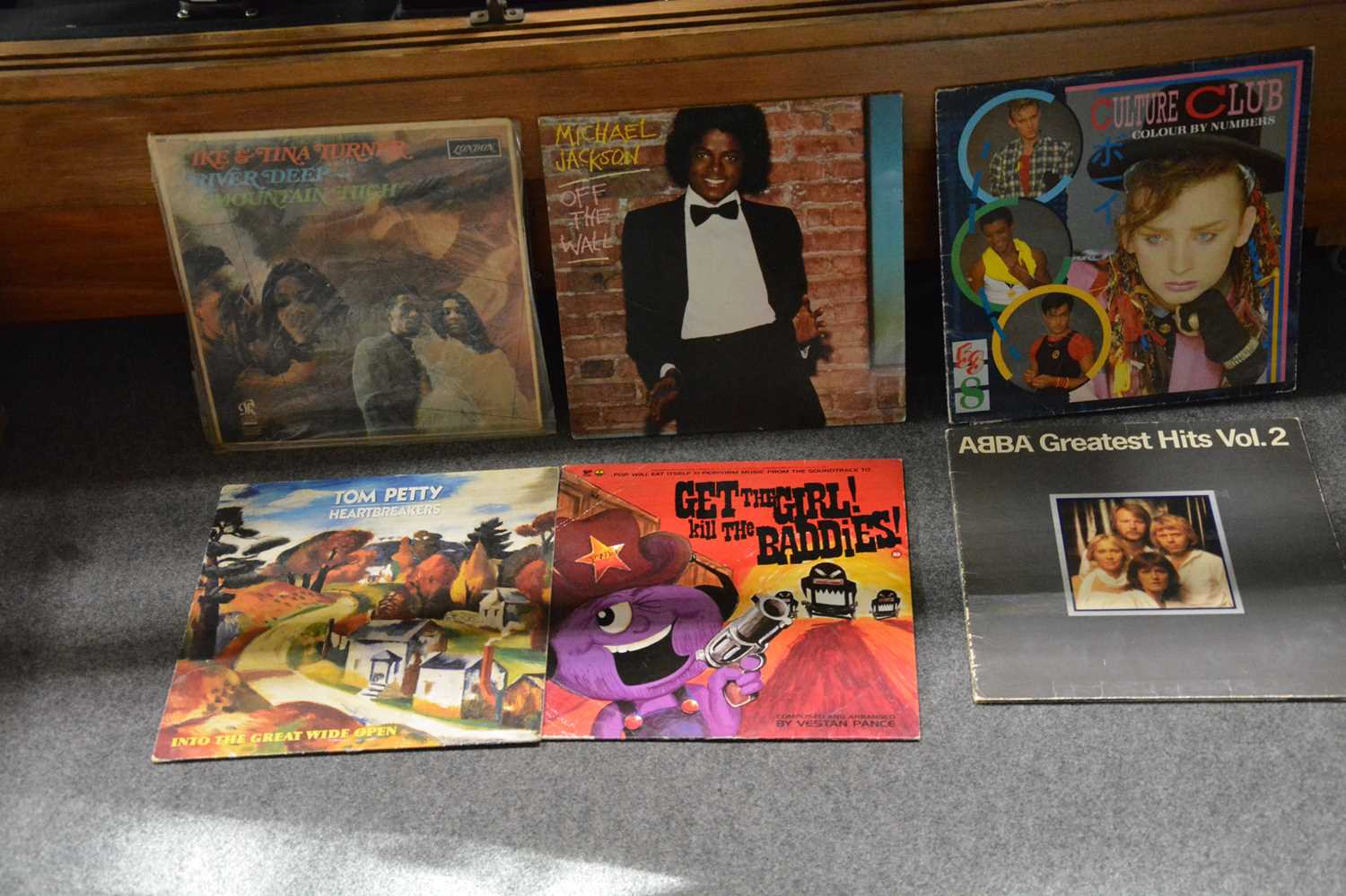 A box of records and 78's - Image 6 of 9