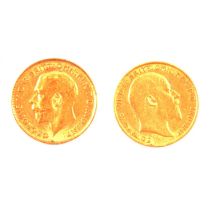 Two gold half Sovereign coins,