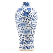 Chinese blue and white porcelain vase