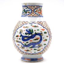 Chinese Wucai dragon vase,