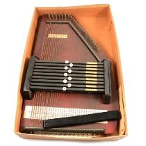 Auto-harp Zither, boxed.