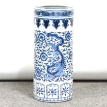 Chinese porcelain umbrella stand