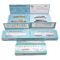 Five Proto 2000 HO gauge diesel locomotives, some unpowered, all boxed.