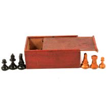 Staunton pattern boxwood and ebonised chess set,