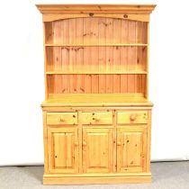 Pine dresser,