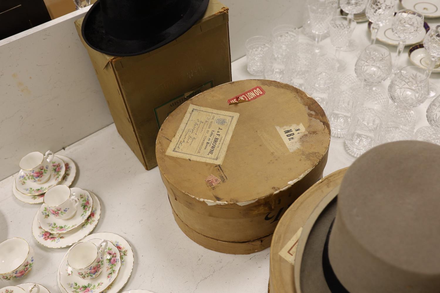 Three boxed top hats - Image 5 of 7