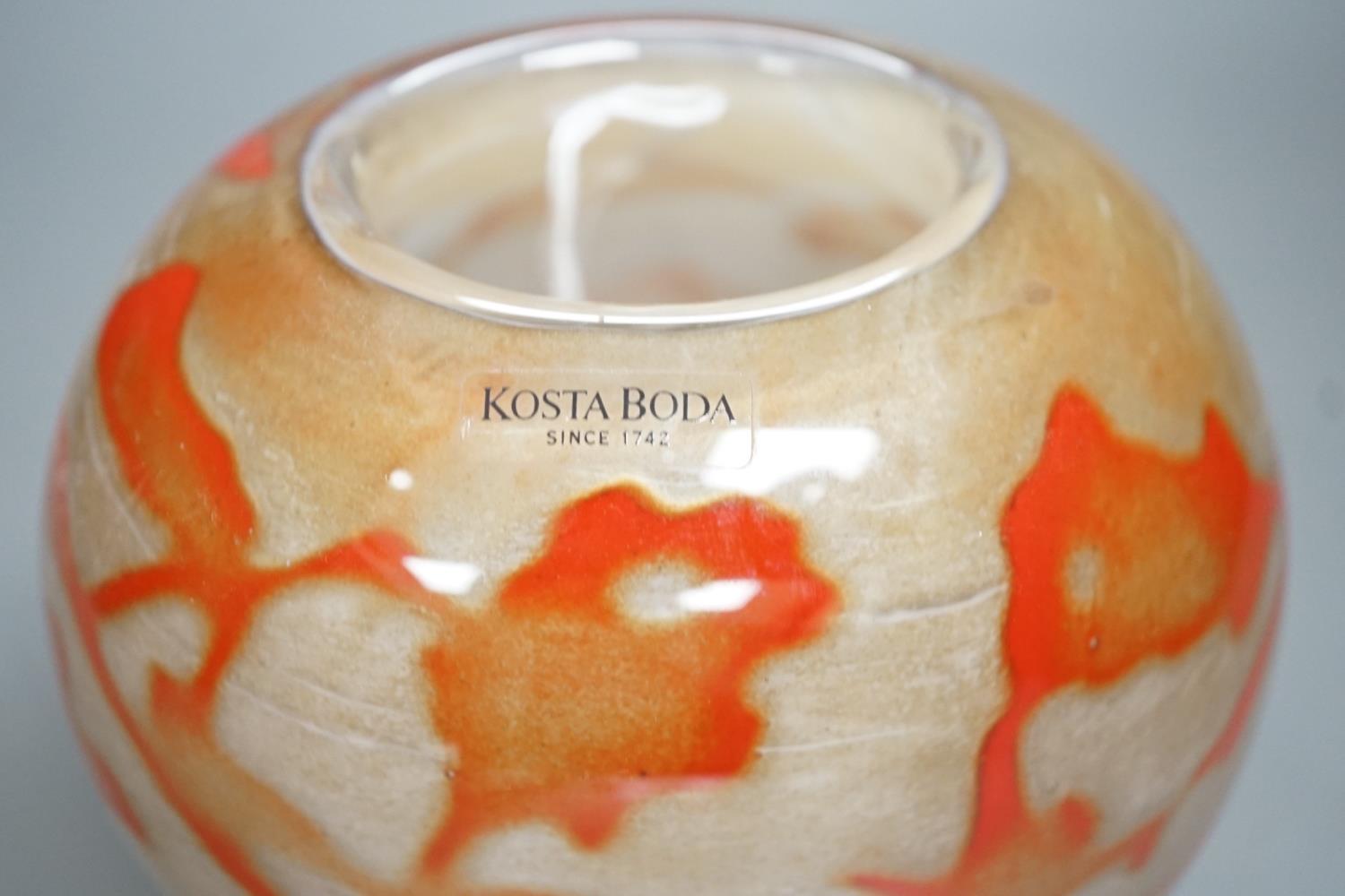 A Kosta Boda Olle Brozén studio glass vase signed, numbered 7040320 16cm. - Image 4 of 5