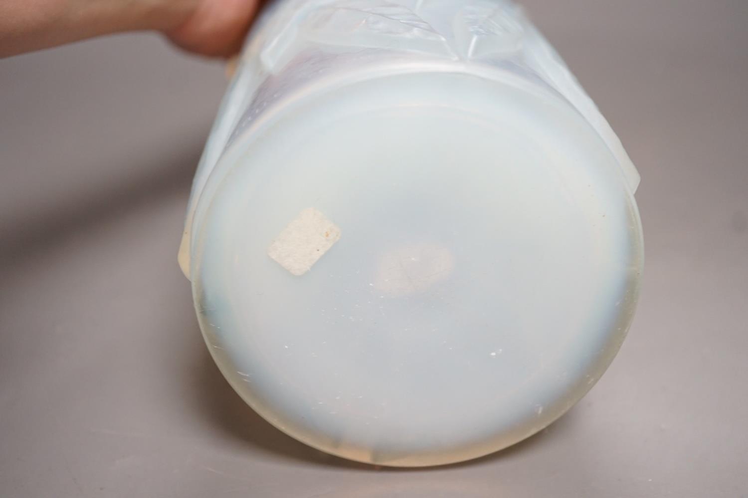 A Lalique opalescent glass vase signed in the mould and numbered to the base 18cm. - Image 4 of 4