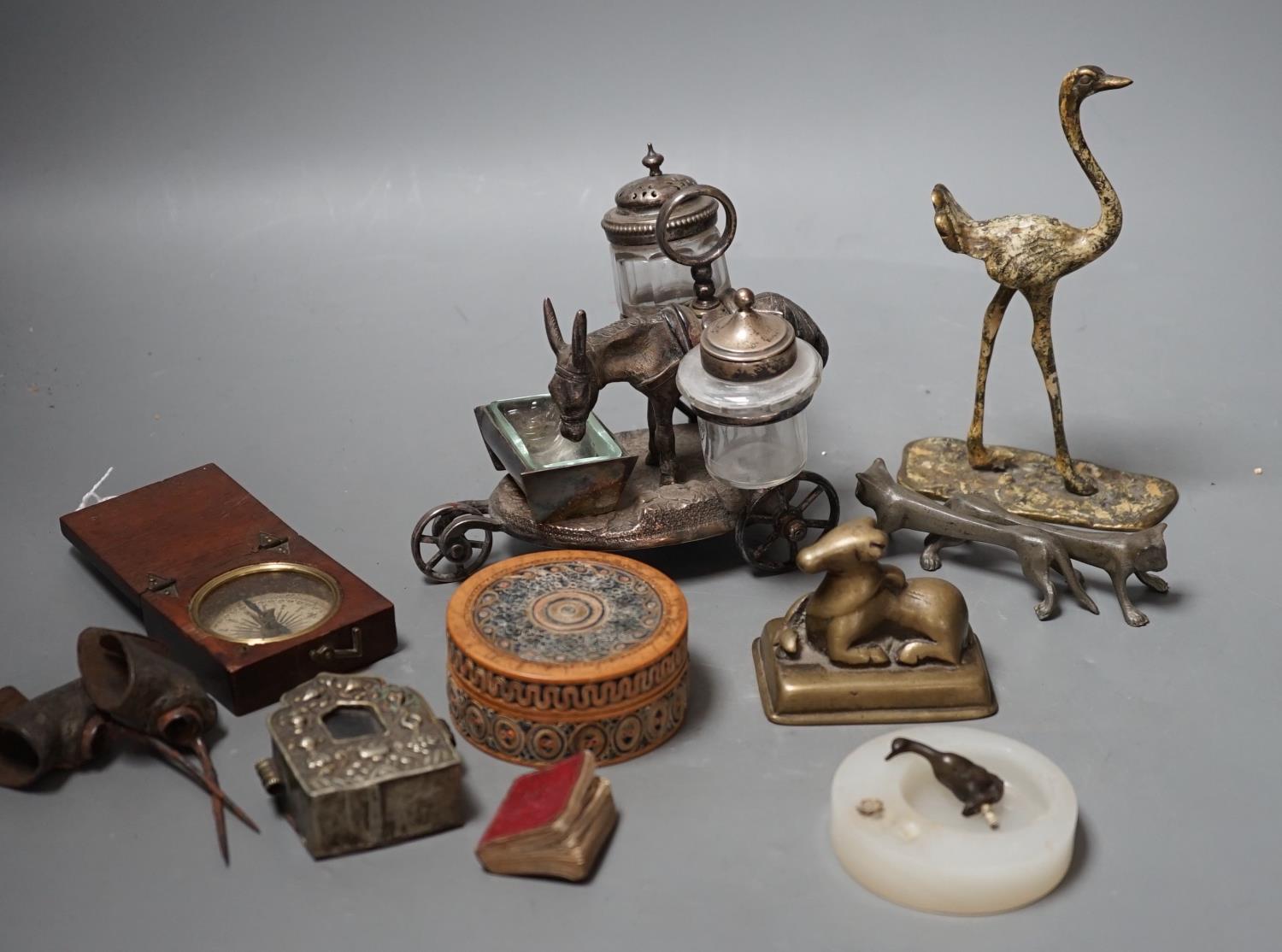 A selection of various miscellaneous items, to include a pair of 19th century cock fighting spurs, a - Image 5 of 8