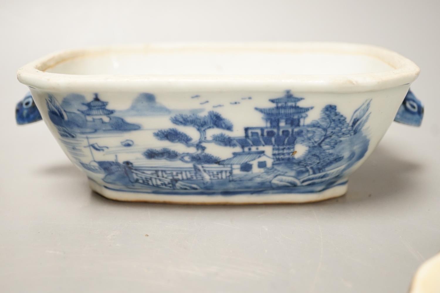 A group of 18th century and later Chinese ceramics (4) - Image 6 of 11