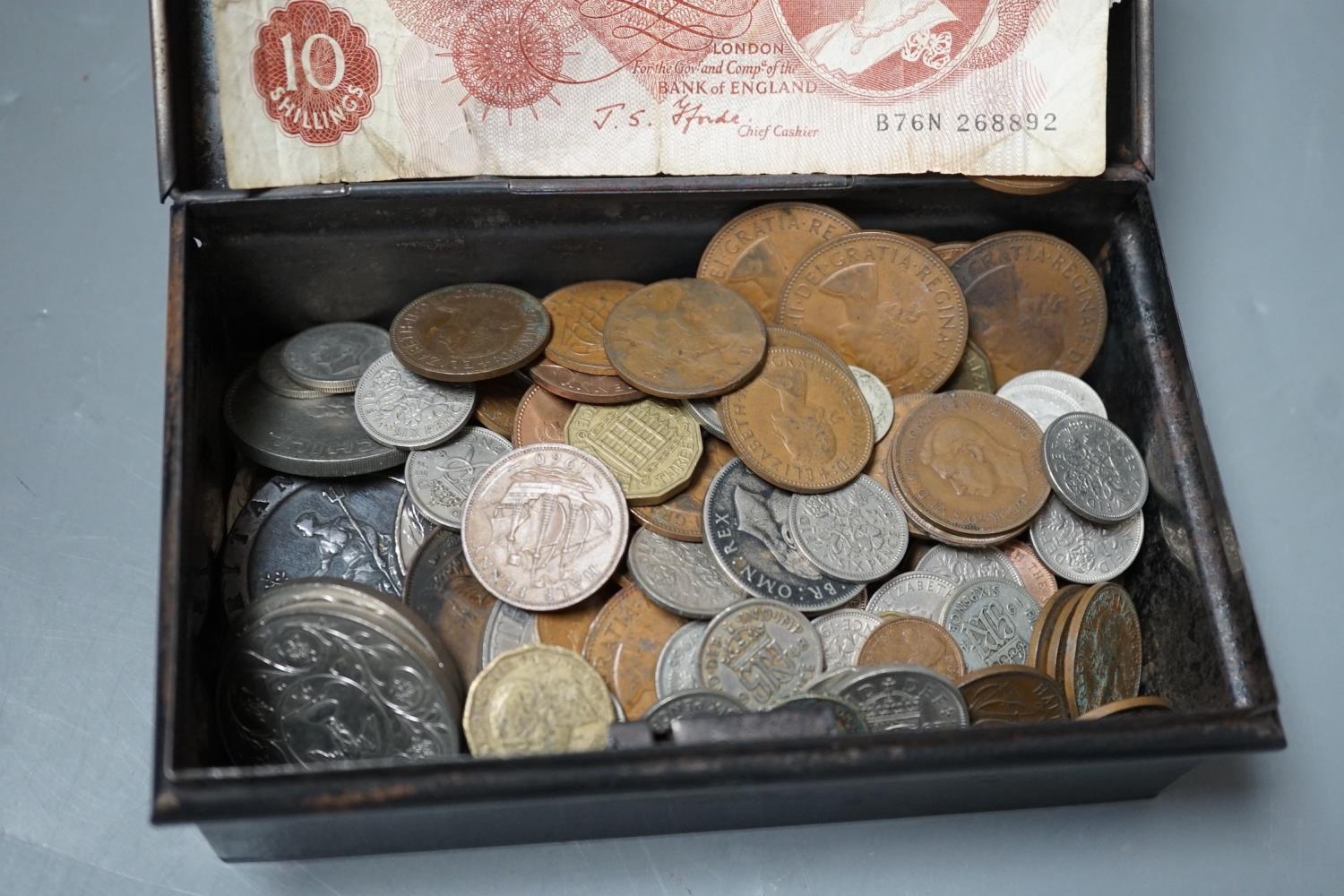 A quantity of assorted coinage to include a George III, banknote stamps etc - Image 2 of 3