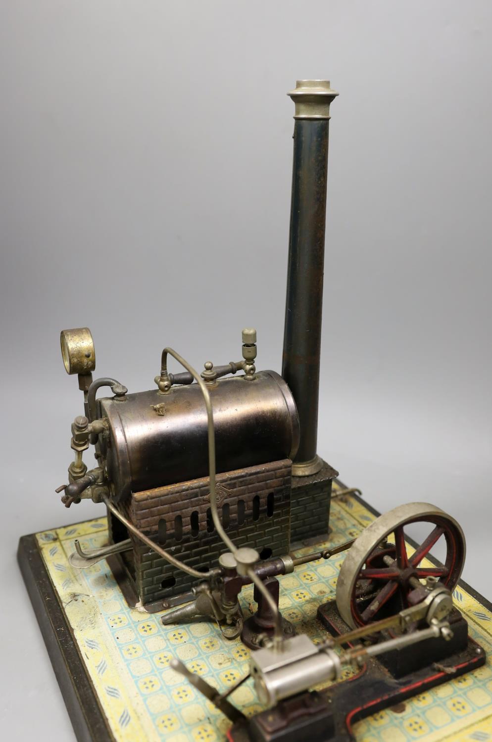 Gebruder Bing - tinplate stationary steam plant, single cylinder, rare, in original pine box, and - Image 4 of 10