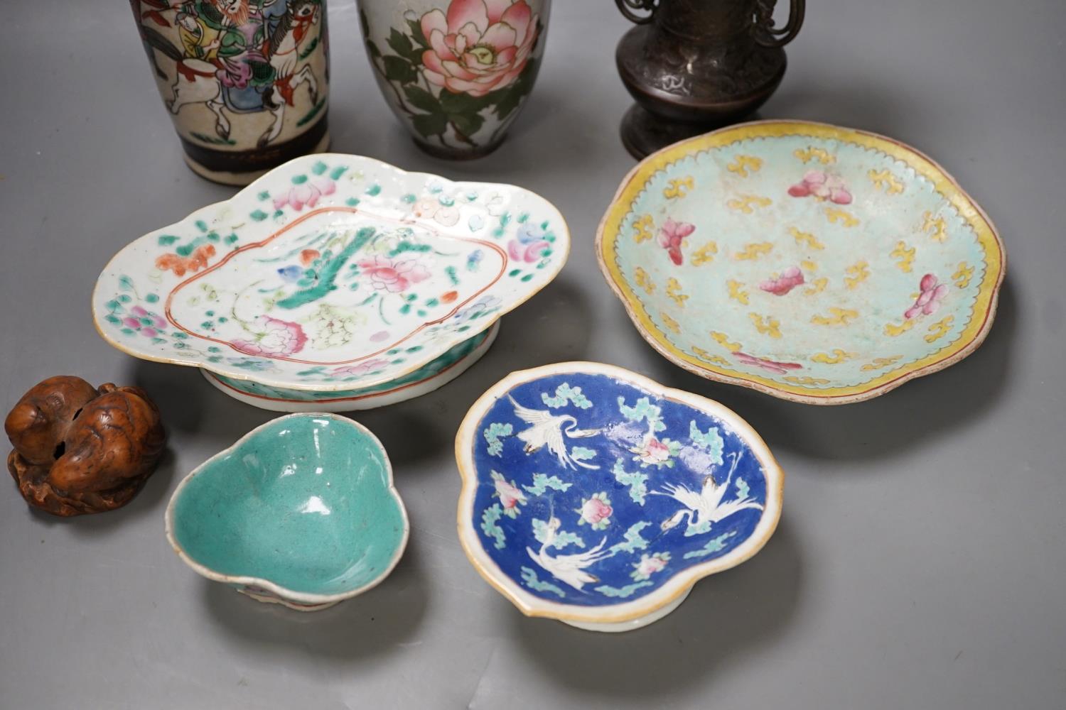 A group of 19th century Chinese porcelain dishes and a vase, and a Japanese ‘bird’ carving etc. - Image 8 of 17